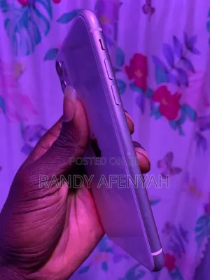 New Apple iPhone 11 256 GB White