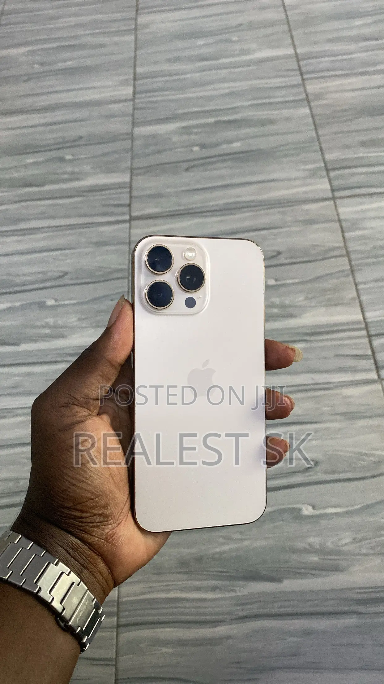 Apple iPhone 16 Pro Max 256 GB Gold