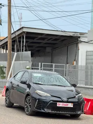 Toyota Corolla SE Special Edition 4dr Sedan (1.8L 4cyl CVT) 2017 Black