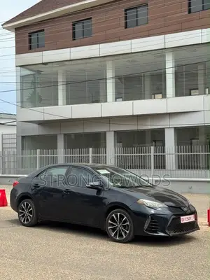 Toyota Corolla SE Special Edition 4dr Sedan (1.8L 4cyl CVT) 2017 Black