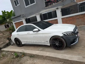 Mercedes-Benz C300 2017 White