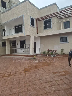 4bdrm Duplex in Franco Estate, Kwabenya for sale