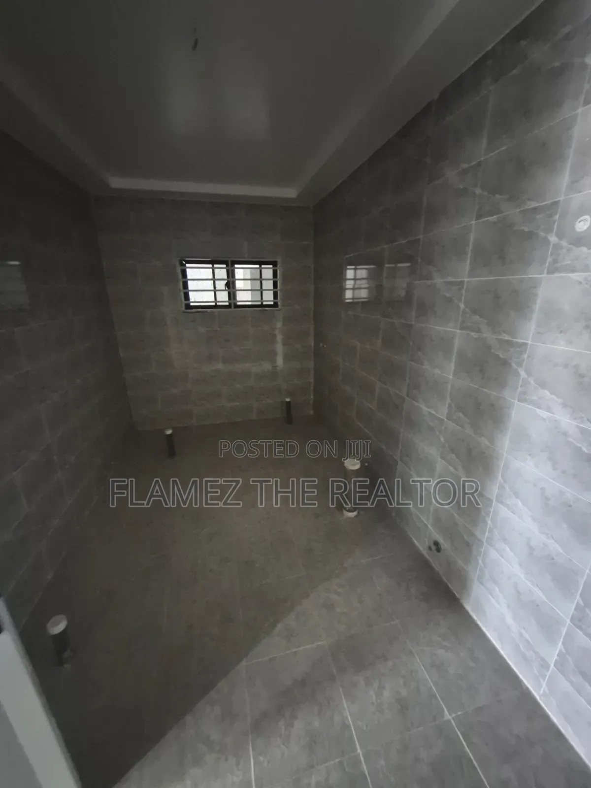 4bdrm Duplex in Franco Estate, Kwabenya for sale