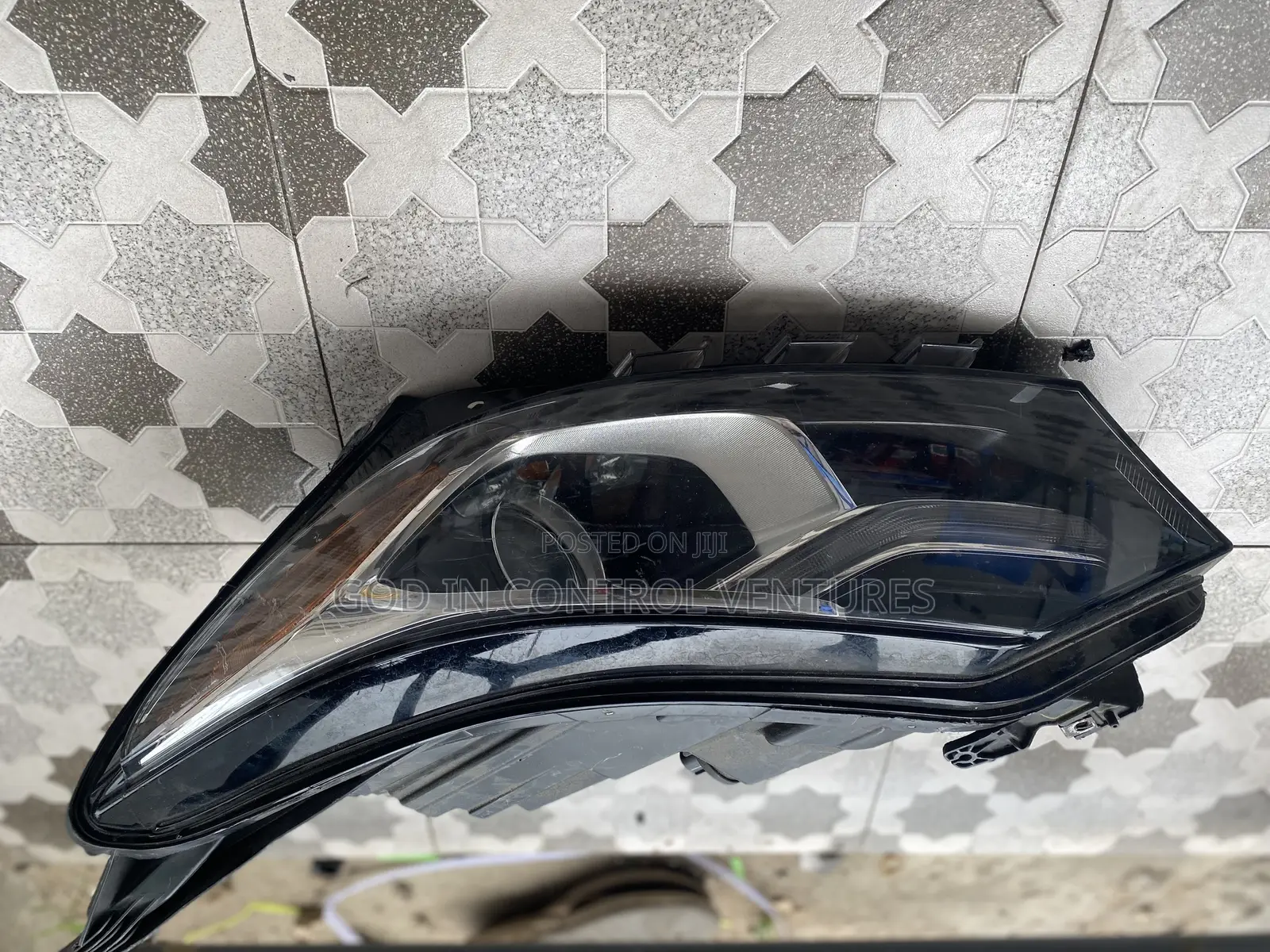 Equinox 2018 Headlight