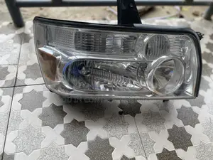 Infiniti QX 56 Headlight
