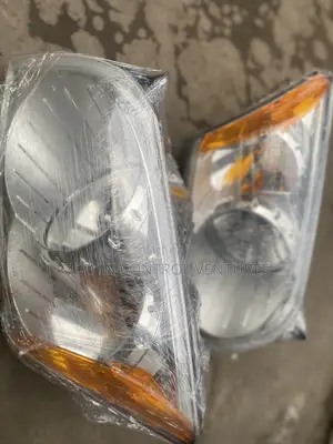 Dodge Caliber Headlight