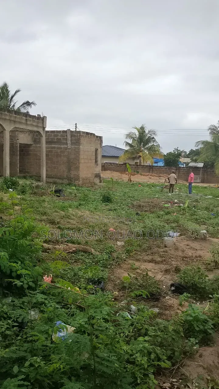5bdrm House in Squado Ventures, Anyaa for sale