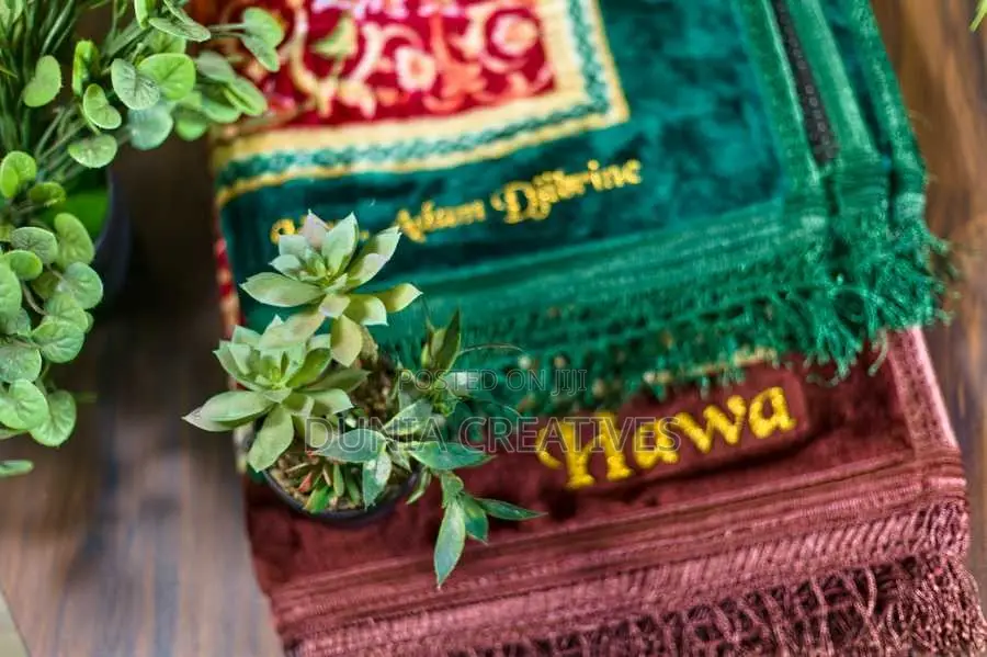 Personalized Prayer Shawl — Printed in Premium Gold