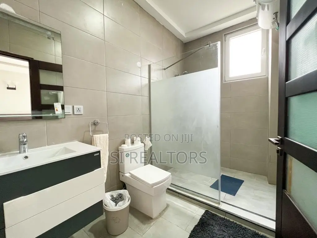 Furnished 4bdrm Townhouse / Terrace in Villa 1, Tseaddo for rent