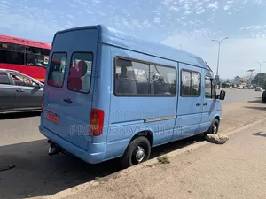 Volkswagen LT 2004 Blue