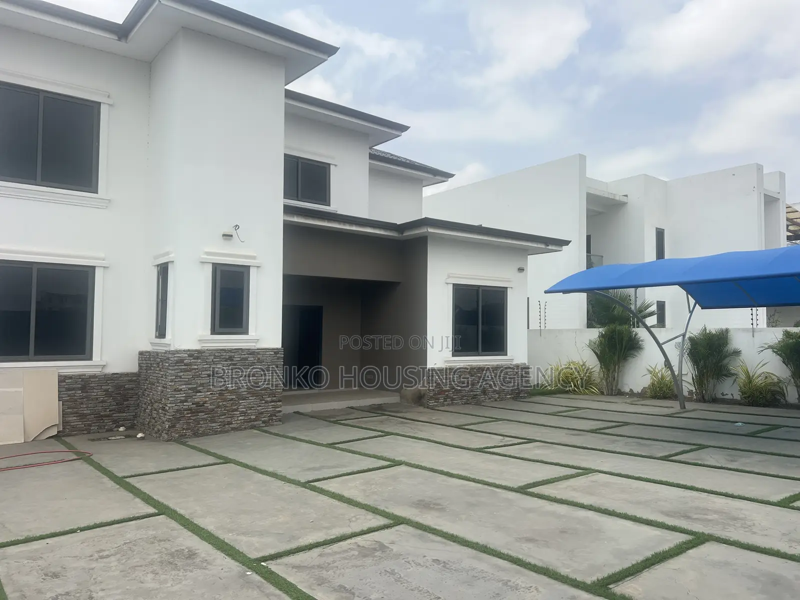 4bdrm House in Bronko Housing, Accra Metropolitan for rent