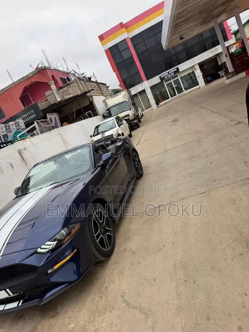 Ford Mustang EcoBoost Premium Convertible 2020 Blue