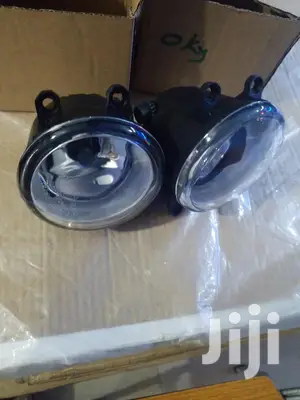Toyota Corolla 09 Fog Lights