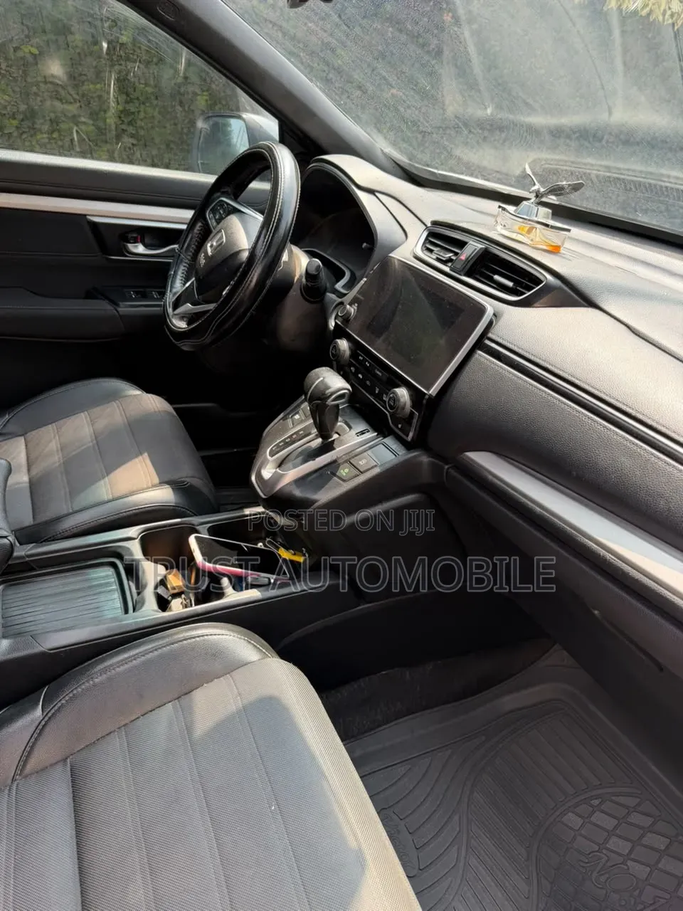 Honda CR-V 2019 White