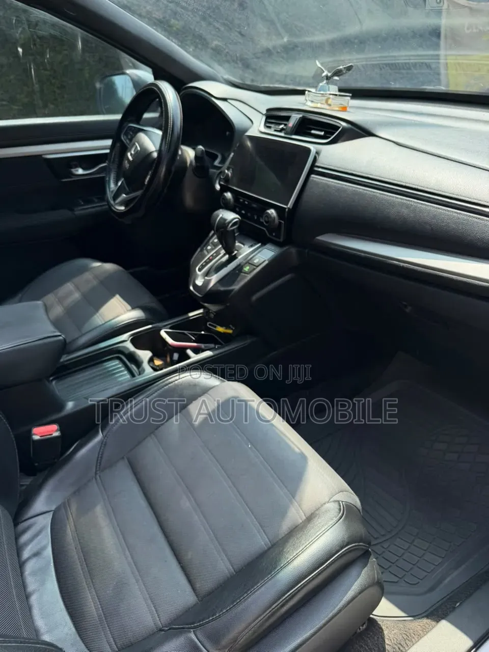 Honda CR-V 2019 White