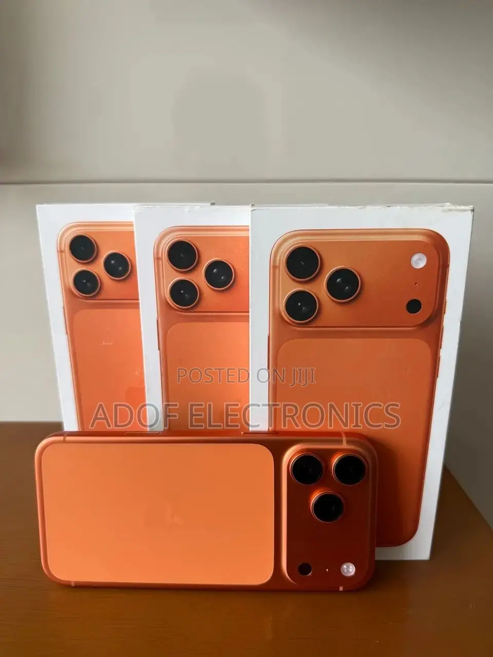 New Apple iPhone 17 Pro Max 1 TB Orange