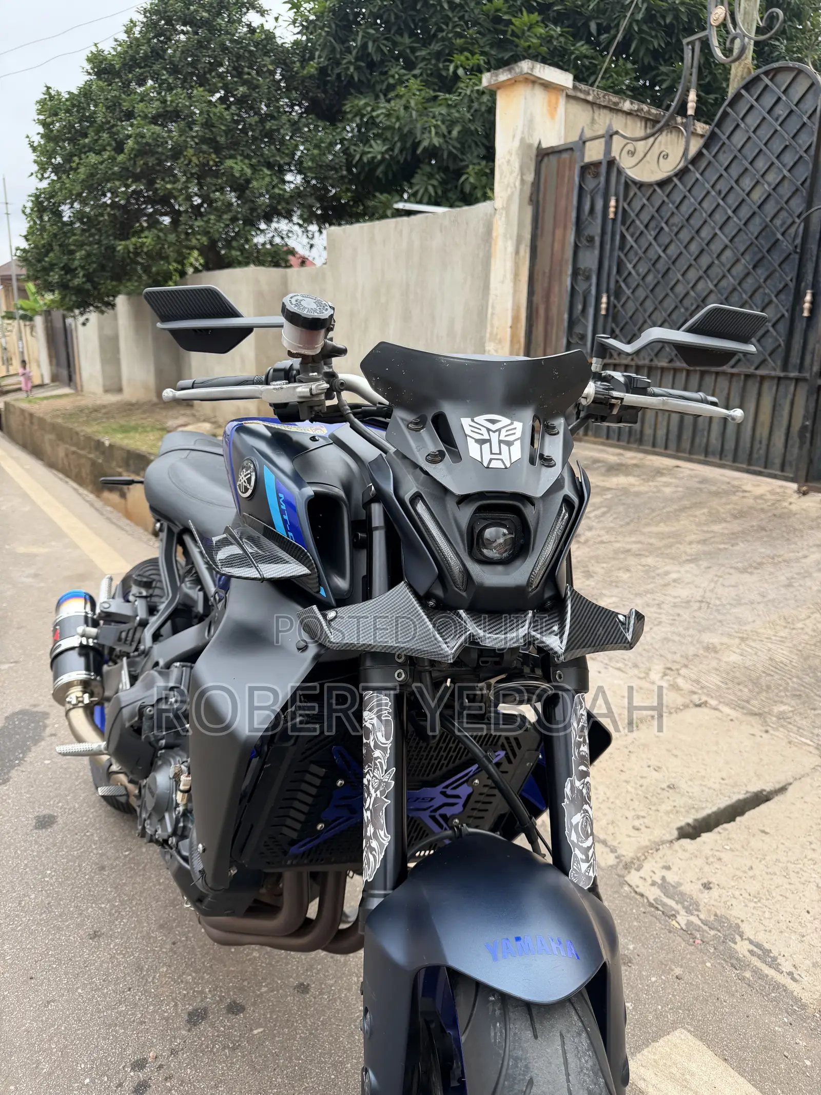 Yamaha 2023 Blue