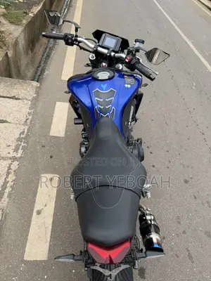 Yamaha 2023 Blue
