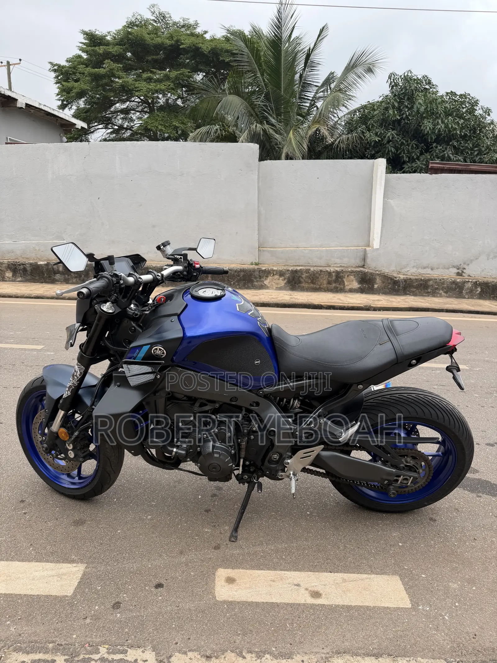 Yamaha 2023 Blue