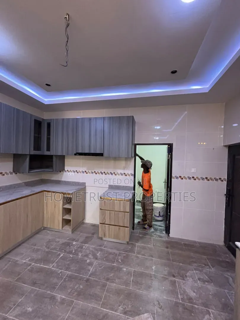 3bdrm House in Mallam Gbewe Zero for sale