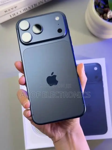 New Apple iPhone 17 Pro Max 1 TB Blue