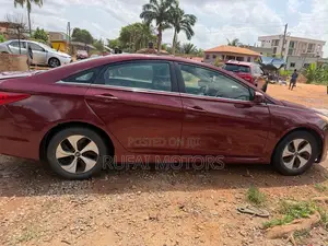 Hyundai Sonata 2013 Red