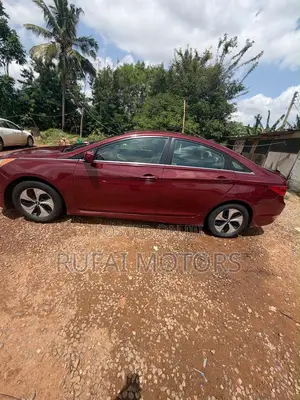 Hyundai Sonata 2013 Red