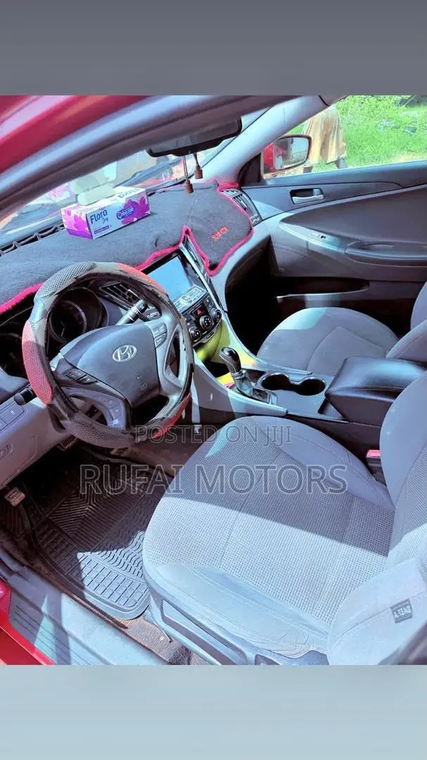 Hyundai Sonata 2013 Red
