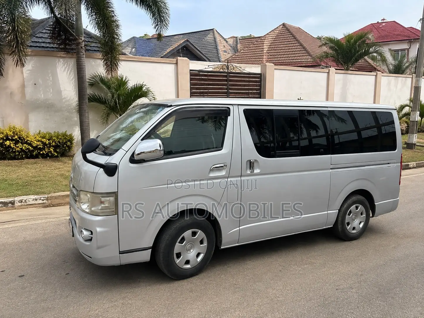 Toyota HiAce 2007 Silver