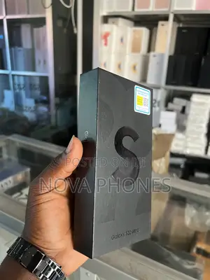 New Samsung Galaxy S22 Ultra 256 GB