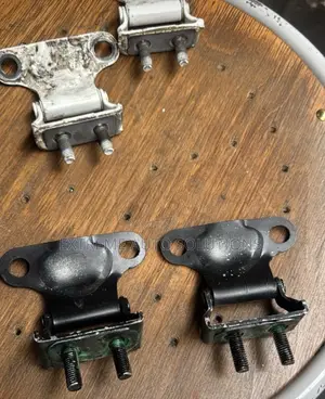 Ra4 2019 - 2024 Boot Hinge