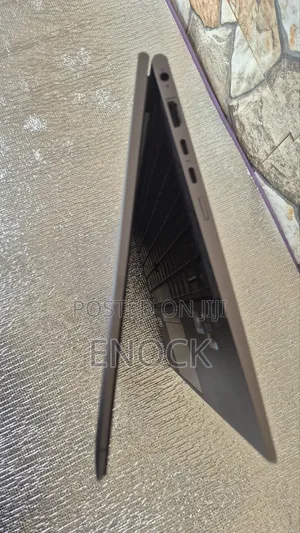 Laptop HP ZBook Firefly G8 8GB Intel Core i5 SSD 512GB