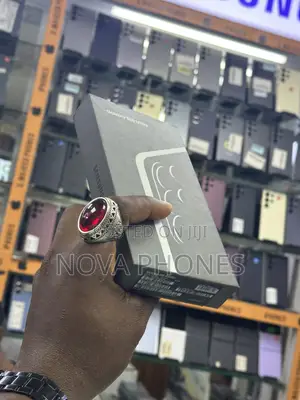 New Samsung Galaxy S26 Ultra 5G 256 GB