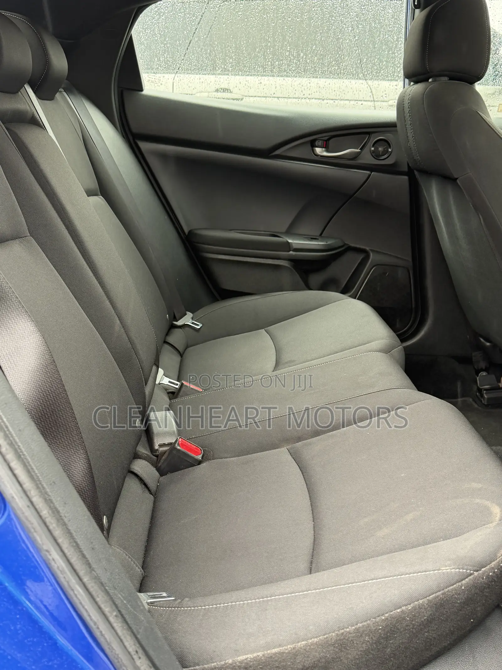 Honda Civic EX Hatchback 2019 Blue