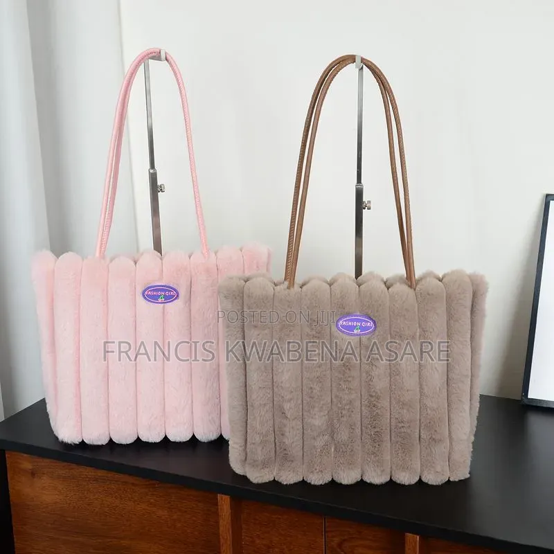 Ladies Tote Bag Fluffy
