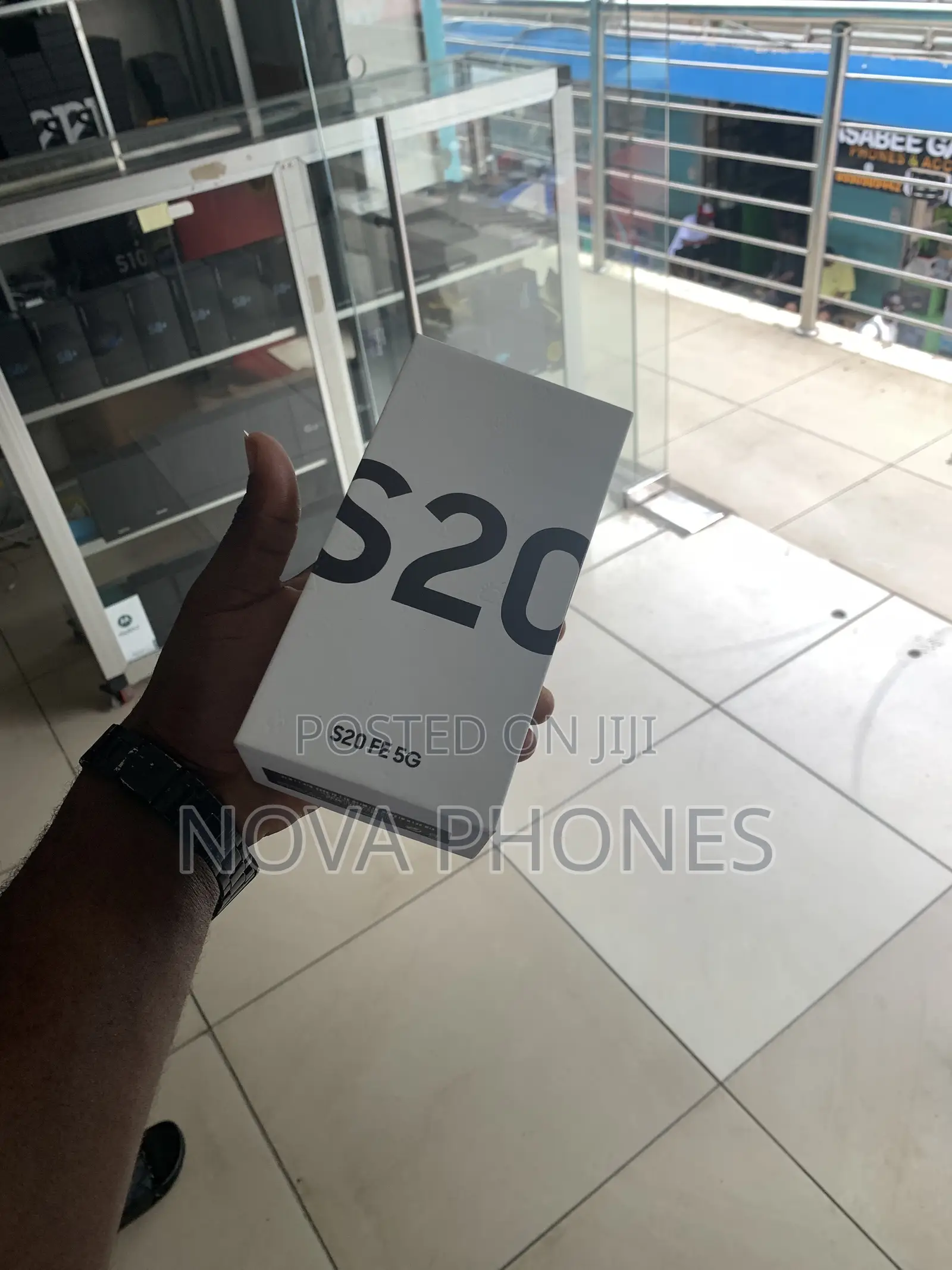 New Samsung Galaxy S20 FE 5G 256 GB