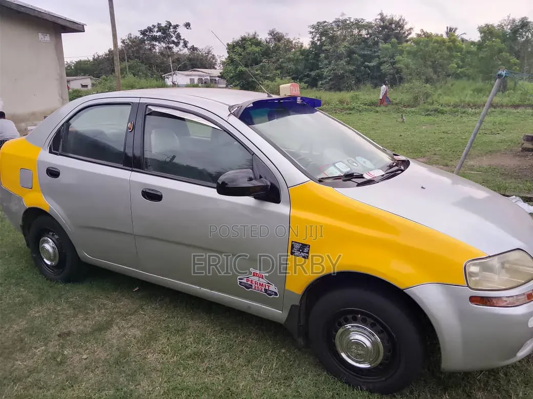 Chevrolet Aveo 2005 Silver