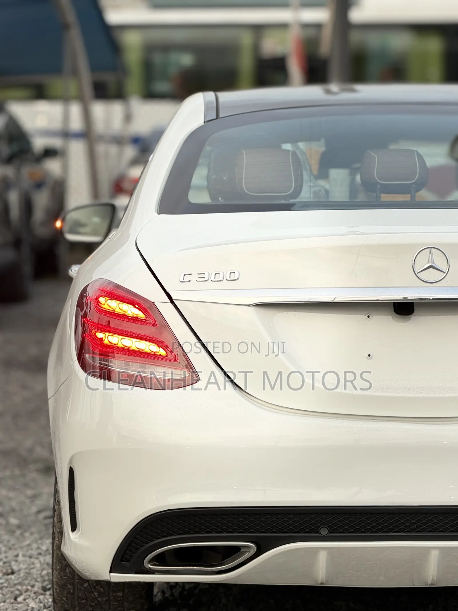 Mercedes-Benz C300 Sport 4Matic Sedan AWD (2.0L 4cyl 7A) 2017 White