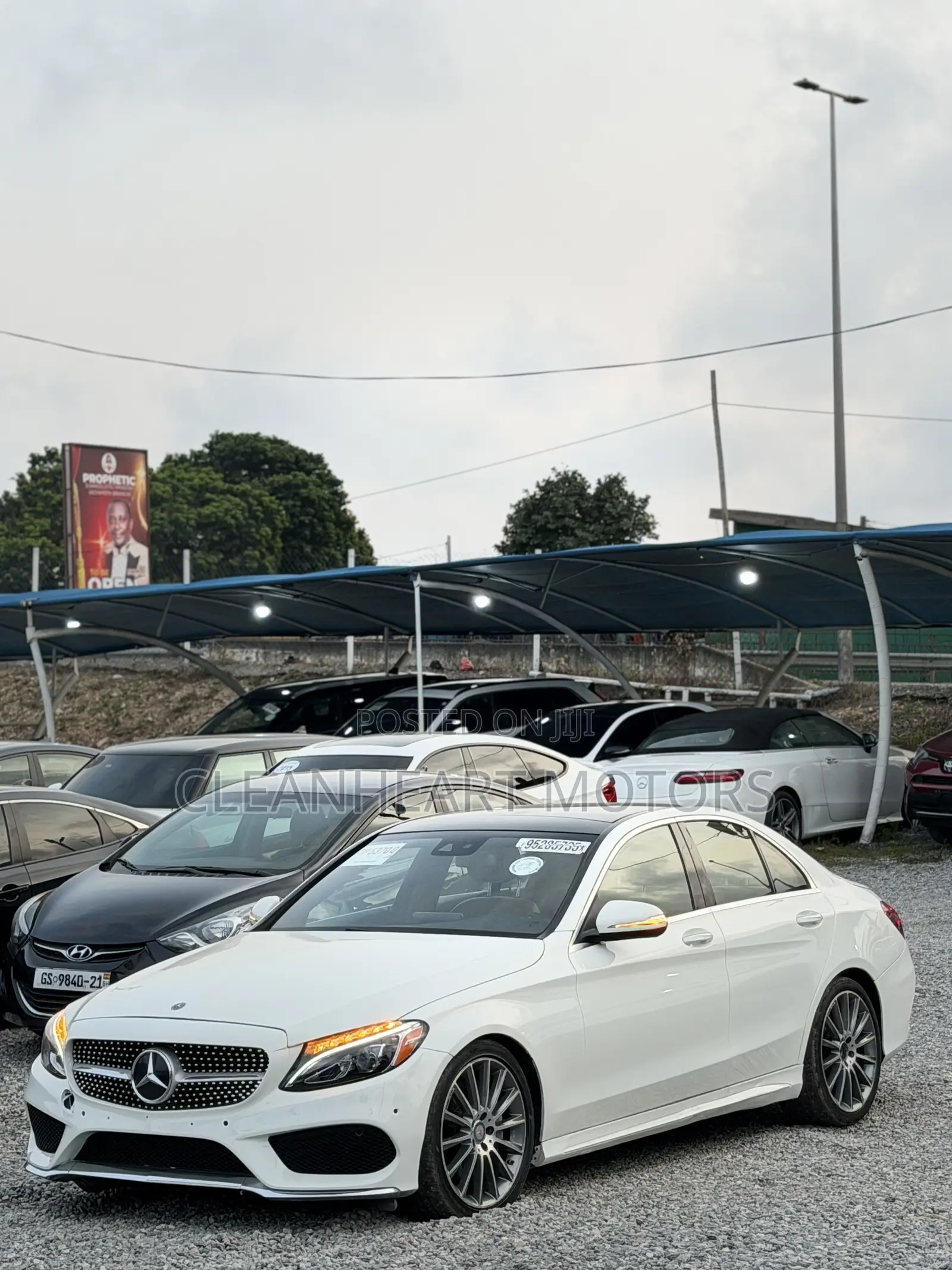 Mercedes-Benz C300 Sport 4Matic Sedan AWD (2.0L 4cyl 7A) 2017 White