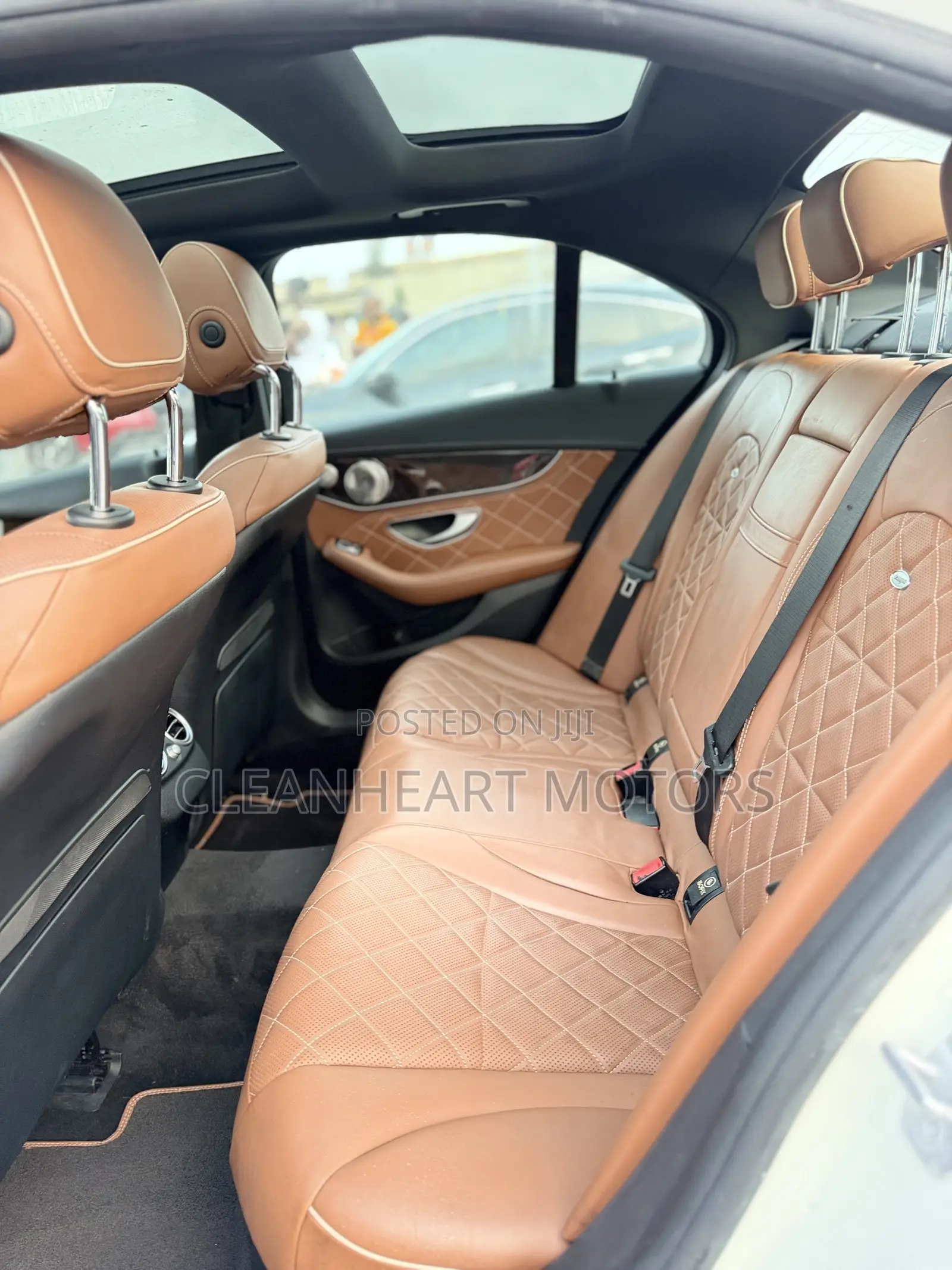 Mercedes-Benz C300 Sport 4Matic Sedan AWD (2.0L 4cyl 7A) 2017 White