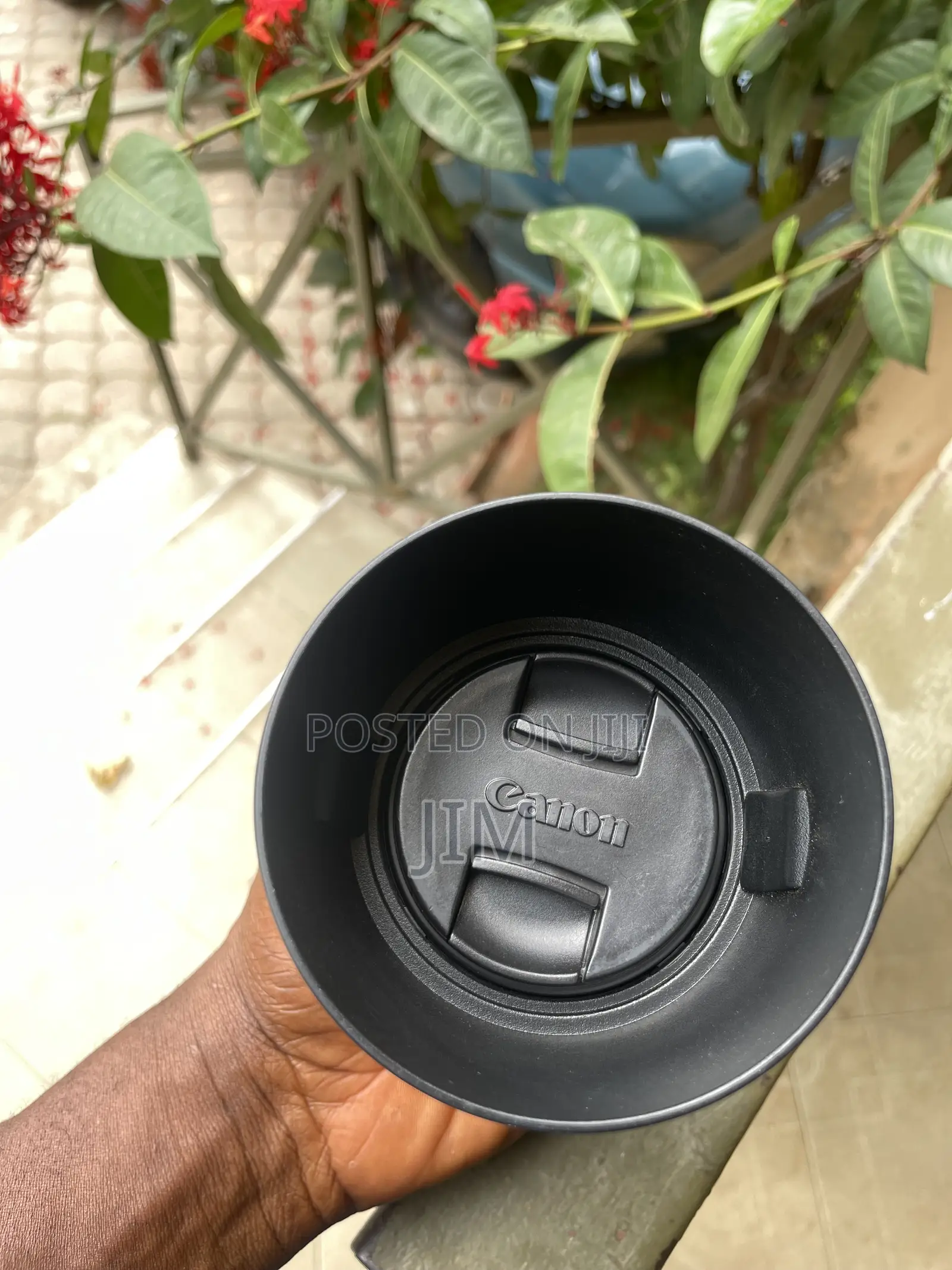 99% New Canon 85mm F 1.8
