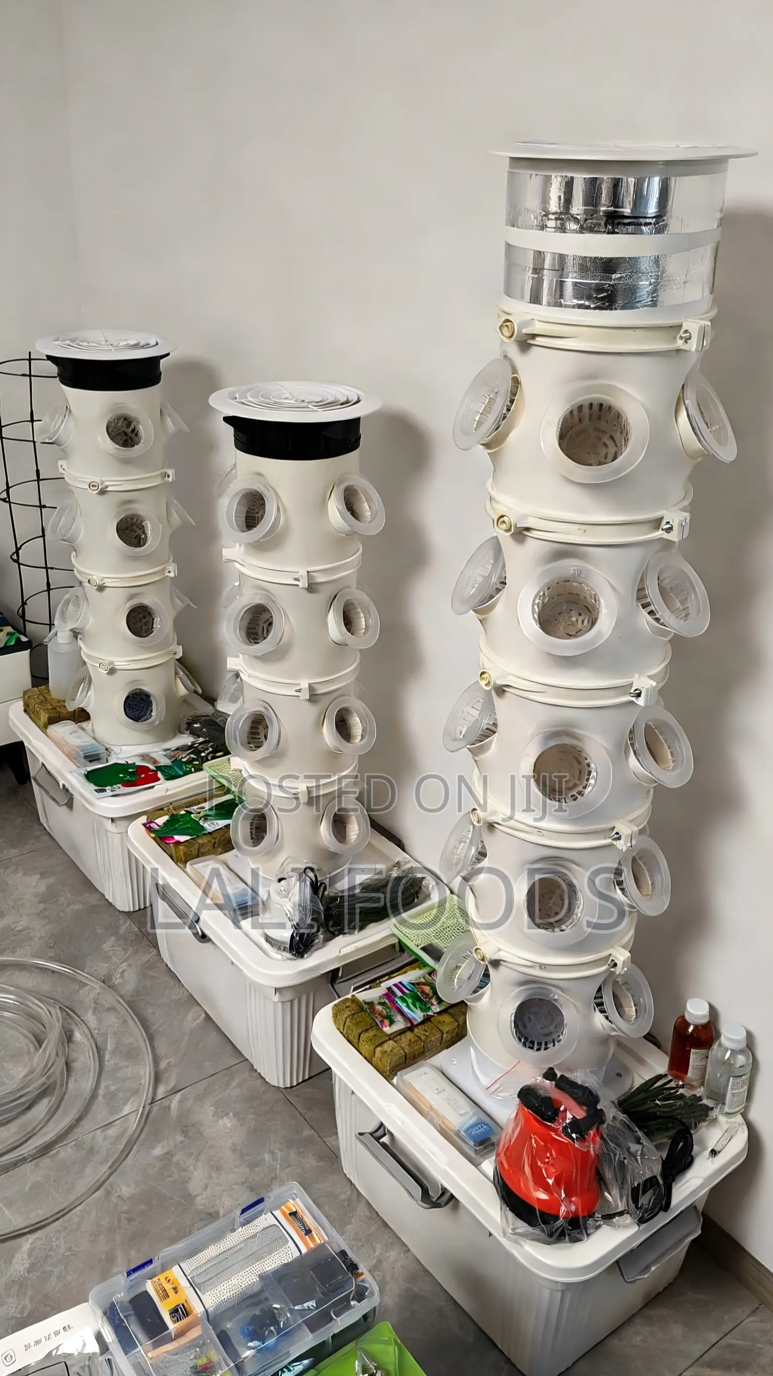All-in-One Hydroponic Towers for Vertical Farming - 16 Pot Model