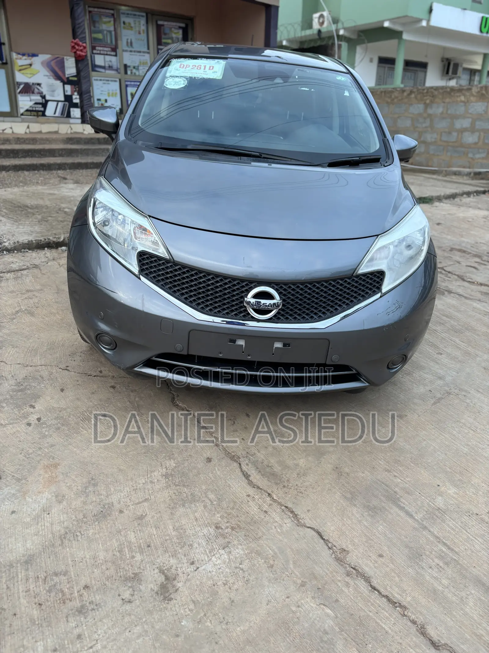 Nissan Note 1.6 Petrol 2013 Gray