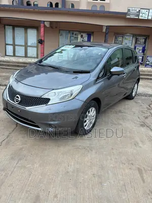 Nissan Note 1.6 Petrol 2013 Gray