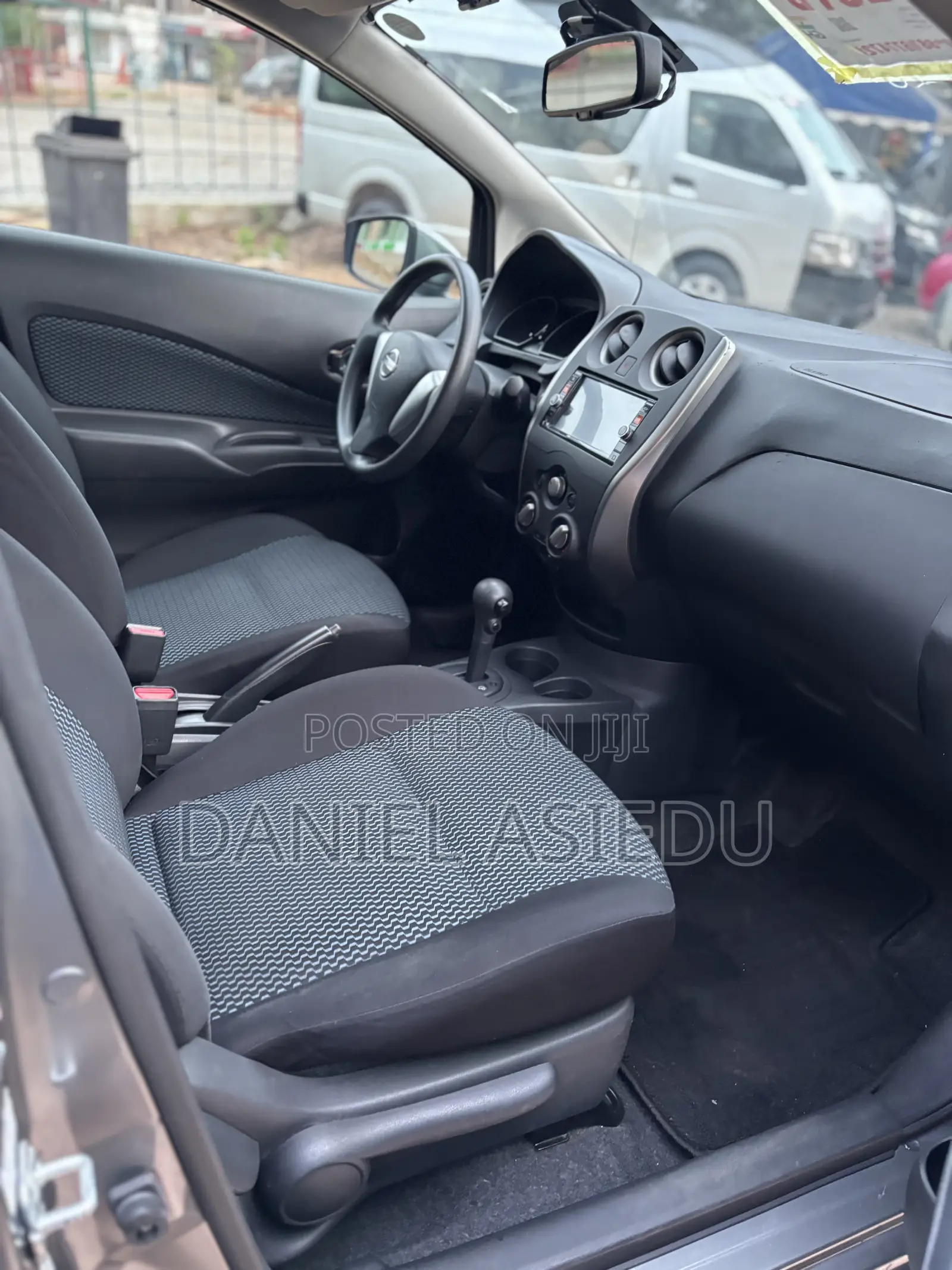 Nissan Note 1.6 Petrol 2013 Gray