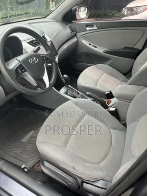 Hyundai Accent SE 2013 Gray