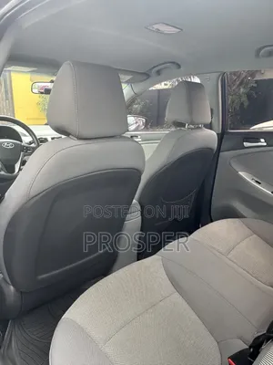 Hyundai Accent SE 2013 Gray