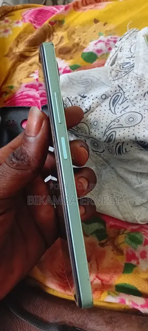 Infinix Smart 8 64 GB Green