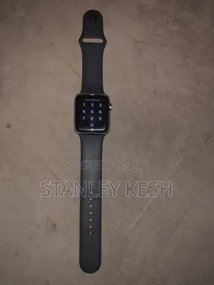 Apple Series 3 (WhatsApp)