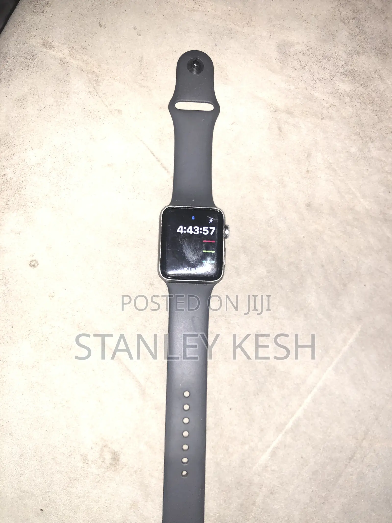 Apple Series 3 (WhatsApp)